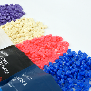En stock Waxkiss Wholesale 500g Lavender Love Heart Bean Cera depilatoria dura en perlas sin dolor para piernas, manos, axilas y bikini. - Product Image 1