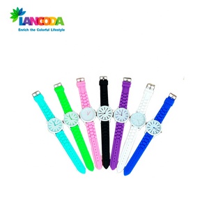 Пользовательские резиновые сублимационные пустые силиконовые часы для рекламных и деловых подарков - Product Image 2