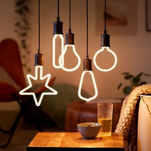 เอดิสันหลอดไฟ LED พอร์ตสกรู E27แบบย้อนยุคไส้หลอดแบบนุ่มสำหรับร้านขายเสื้อผ้าโคมไฟดีไซน์รูปดาวแห่งความรัก - Product Image 1