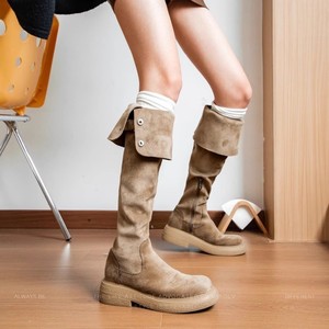 Botas de gamuza por encima de la rodilla con diseño plegable, correa con hebilla y remaches, tacón de plataforma, calzado informal para mujer, estilo urbano - Product Image 2