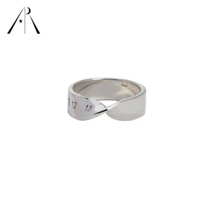 Gioielli personalizzati Simple 925 Sterling Silver Dei Monili di Stile del Nodo Largo Lettere Anello