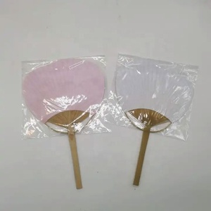 Abanico de paleta de papel redondo de bambú de estilo japonés colorido, regalo de negocios tallado a mano para promoción y eventos, abanico de mano liso - Product Image 3