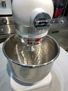 Batteur sur socle compact <span class=keywords><strong>professionnel</strong></span> pour aliments, silencieux, bol en acier inoxydable de 7 litres, 300 W, pour pétrir la pâte - Product Image 3