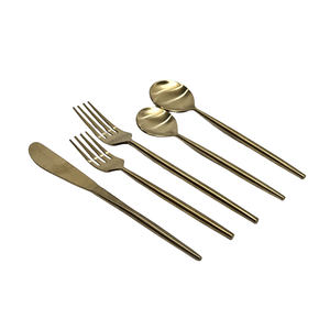 Ensemble de couverts classiques en acier inoxydable de style occidental avec manche, couteau à steak, fourchette, cuillère - Cadeaux portables pour hôtels et restaurants - Product Image 1