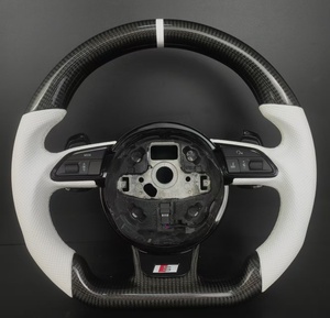 Volant en fibre de carbone véritable et cuir blanc avec boutons multifonctions pour <span class=keywords><strong>Audi</strong></span> A3/A4/A5/A6/Q5/Q3/Q7/A7 RS3/RS4/RS5 - Product Image 1