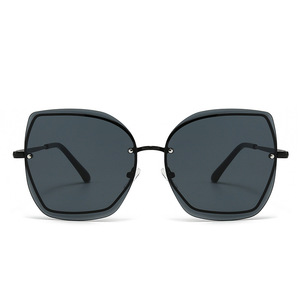 Women's <b>Oversized</b> <b>Sunglasses</b> Metal Frame UV400 Protection Travel Fashion Outfits - Product Image 4