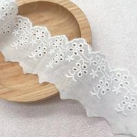 Vente en gros de dentelle à œillets blanche 100% coton de 5 cm, dentelle festonnée pour robe d'enfant, vêtements, textile de maison, accessoires de couture