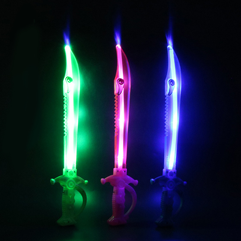 Светящийся меч игрушка Акула красочные лезвия с огнями светодиодные мигающие оптовая продажа для мальчиков от производителя в Китае