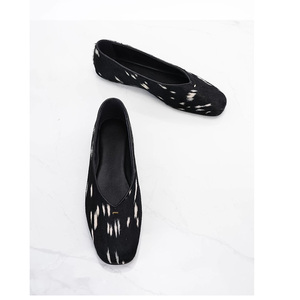 Horsehair Spotted Women's Square Toe Slip-On Zapatos planos de estilo maduro ligero inteligente Cuero genuino cómodo de moda - Product Image 3
