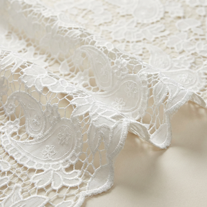 Tessuto <span class=keywords><strong>in</strong></span> Pizzo di Alta Qualità per Abiti da Sposa, <span class=keywords><strong>Tulle</strong></span> Ricamato Floreale Bianco <span class=keywords><strong>in</strong></span> Poliestere, Tessuto Ricamato a Tulipano - Product Image 3
