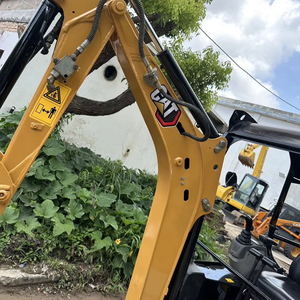 Mini-excavatrice sur chenilles d'occasion CAT301.7 Modèle 2022 1,7 tonne Testée et inspectée Bon prix Haute qualité à vendre - Product Image 2