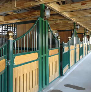 Kararlı, atlar için güvenli ve çevre dostu bir ortam sağlayan toksik olmayan bir boya kaplaması içerir - Product Image 3