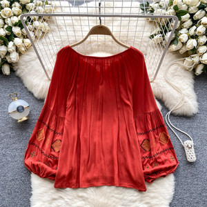 Kadınlar için Vintage Etnik Puf Kollu Bağlamalı Yaka Gömlekler Sonbahar Boho İşlemeli Bluz - Product Image 4