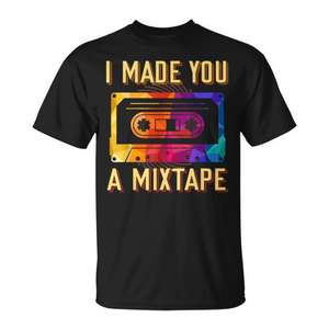 Camiseta Vintage de los 80s y 90s con Diseño de Casete 'I Made You a Mixtape' - Ropa Promocional Retro y Elegante - Product Image 1