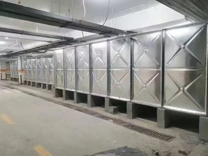 Ventes directes d'usine, collecteurs d'<span class=keywords><strong>eau</strong></span> <span class=keywords><strong>de</strong></span> <span class=keywords><strong>pluie</strong></span> galvanisés à chaud - Product Image 2