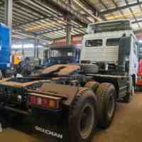 Truk Traktor Tugas Berat SHACMAN 6x4 untuk Pengangkutan Jarak Jauh dan Transportasi Komersial