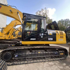Excavatrice sur chenilles d'occasion Cat 323D avec une forte capacité de travail pour les travaux de construction - Product Image 1