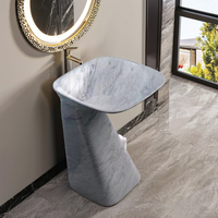 Lavabo sur pied en pierre de marbre blanc Carrara