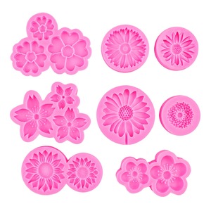 Moule en silicone pour bougie d'aromathérapie de haute qualité en forme de fleur de marguerite, résistant à la chaleur, pour décoration intérieure, vente en gros - Product Image 4
