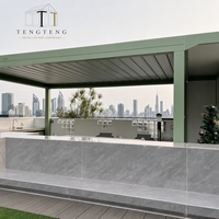 Pergola extérieure imperméable personnalisable OEM avec structure thermolaquée et auvent pare-soleil pour extérieur, cour et jardin