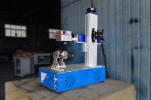 Quay <span class=keywords><strong>Mini</strong></span> sợi <span class=keywords><strong>Lazer</strong></span> Laser đánh dấu Máy khắc máy in cho kim loại nhựa trang sức Pigeon vòng thép không gỉ nhôm - Product Image 6