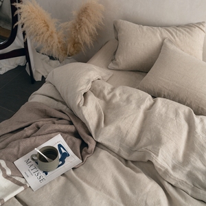 Ensemble <span class=keywords><strong>de</strong></span> literie en polyester 4 pièces, taille personnalisée disponible, comprend une <span class=keywords><strong>housse</strong></span> <span class=keywords><strong>de</strong></span> <span class=keywords><strong>couette</strong></span>, un drap plat et des taies d'oreiller - Product Image 3