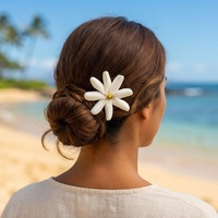 Fleur de Tiaré Artificielle Blanche en Mousse EVA de 8 CM, Style Fête Insulaire, Pointe Jaune pour Oreille