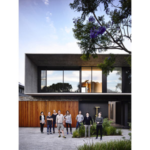 Villa moderne en ossature légère en acier, maison préfabriquée avec façade en verre et design extérieur en bois pour usage résidentiel - Product Image 4