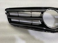 Grille avant en ABS de haute qualité pour Mercedes-Benz Classe C W204 C180/C200/C260/C300 2008 avec ajustement parfait à 100%