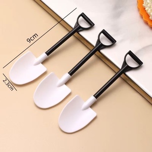 Cuchara desechable pequeña de 9cm MOQ 500 piezas, pala de embalaje individual, Mousse creativa, magdalenas, postres, pastelería, pala, cucharas de helado - Product Image 1