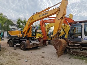 Excavadora de Ruedas Hyundai 210w-9 de Segunda Mano, Modelo 2021, Original de Corea, 21 Toneladas, con Motor y Bomba, 0-2000 Horas - Product Image 5