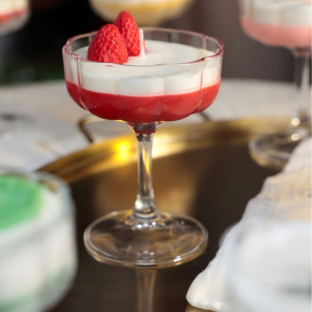 Coppa Highfoot con crema alla fragola