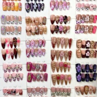 TSZS Boîte Mystère Surprise Faux Ongles Press-On Faits Main Fleurs 3D Aléatoires Luxe Réutilisables Boîte Aveugle de Faux Ongles Artistiques Vente en Gros pour Femmes