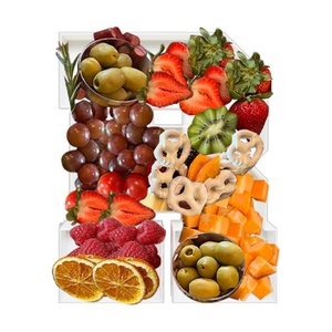 Letra Rellenable de 30.5cm, Caja de Plástico con Forma de Letra del Alfabeto, Bandeja para Aperitivos - Product Image 1