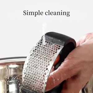 Wholesale Multi-function Manual Garlic Press Curved Grinding Slicer Stainless Steel Presses Cooking Gadgets <b>Tools</b> - Product Image 5