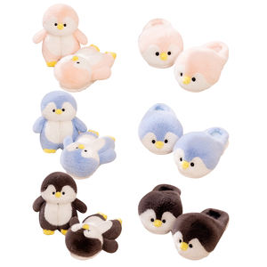 Pantofole Personalizzate a Forma di Animali Marini, Morbide e Peluche con Logo di Pinguino - Product Image 1