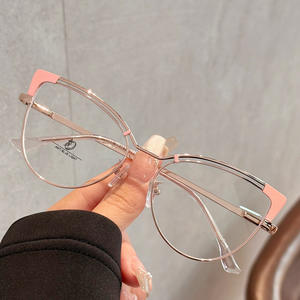 Nouveau oeil <span class=keywords><strong>de</strong></span> chat métal Anti lumière bleue <span class=keywords><strong>lunettes</strong></span> cadre changement <span class=keywords><strong>de</strong></span> couleur <span class=keywords><strong>lunettes</strong></span> plates pour femmes myopie visage uni peut être jumelé <span class=keywords><strong>lunettes</strong></span> - Product Image 4