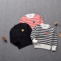 China fabricante crianças camisetas bebê meninos e meninas roupas top com amor bordado
