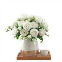 Bouquet de roses artificielles réalistes et parfumées en plastique souple pour mariage, style naturel moderne haute simulation, idéal pour l'exportation transfrontalière