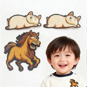 Dễ Thương Phim Hoạt Hình 3D Bông Dệt Phù Hiệu May Trên Trẻ Em Quần Áo Nhãn Nhà Sản Xuất Tùy Chỉnh Thêu Biểu Tượng Các Bản Vá Lỗi Cho Quần Áo - Product Image 2