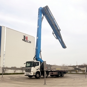 JIUHE Factory High Efficiency Good Concrete Quality Core <b>Engine</b> Construction Machinery 62m Boom Pump Truck Concrete Pump - Product Image 5