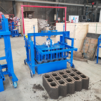 Machine Manuelle QT4-45 Haute Efficacité pour Briques en Ciment Autobloquantes, Meilleur Prix, Pondeuse Mobile de Blocs de Béton