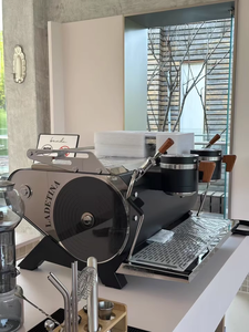 Máquina de Espresso Comercial de Doble Cabezal LADETINA Tianna, Eléctrica/Operada con Batería, Portátil, Semiautomática para Hoteles en EE. UU. y la UE - Product Image 5