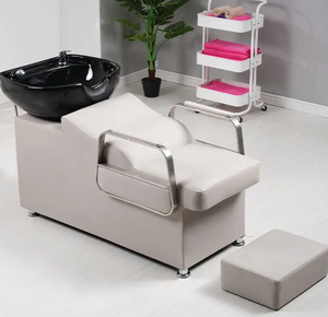 Unidad de lavado de cabello para salón de belleza con lavacabezas inclinable de cerámica y asiento ajustable - Product Image 6