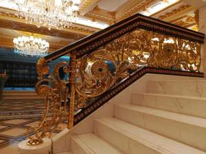 Support technique en ligne en laiton de garde-corps d'art en bronze moderne et élégant pour des projets de villa - Product Image 6