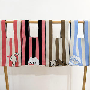 패션 레이디의 니트 자카드 스트라이프 동물 토트 백 귀여운 만화 쇼핑백 스트라이프 핸드백 사용자 정의 로고 - Product Image 1