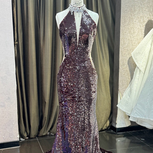 Abito da Sera a Sirena con Scollo a V e Spalle Scoperte, Motivo con Paillettes, Colore <span class=keywords><strong>Viola</strong></span>, Modello 1187 - Product Image 3