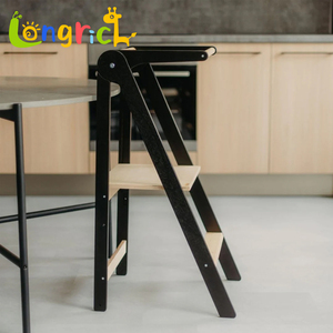 Torre di Apprendimento Montessori Pieghevole in Bambù Personalizzata per Bambini, Sgabello Ottomano Moderno per Camera da Letto, Aiuto Sicuro per la Casa - Product Image 1