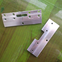 Pièces automobiles OEM miniatures usinées sur mesure en acier inoxydable et aluminium par CNC, avec services d'électroérosion à fil et de brochage