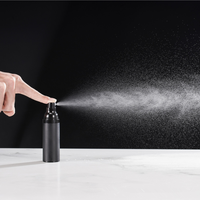 Emballages cosmétiques de luxe vides en plastique noir de 15 ml, 30 ml, 50 ml, flacons à pompe sans air pour les soins de la peau en voyage